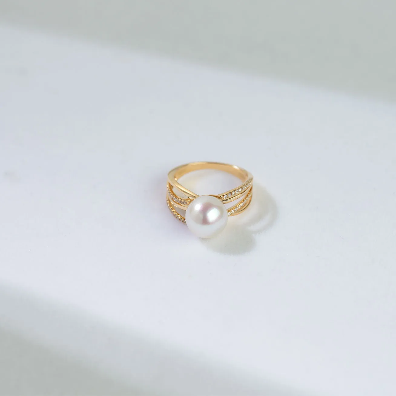 18K Diamond Freshwater Pearl Ring KR00051 | Si Dian Jin