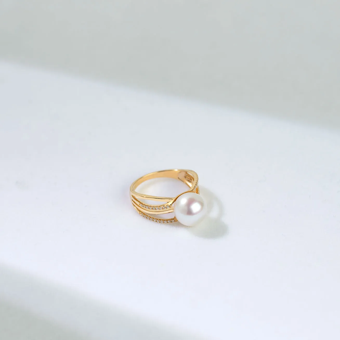 18K Diamond Freshwater Pearl Ring KR00051 | Si Dian Jin