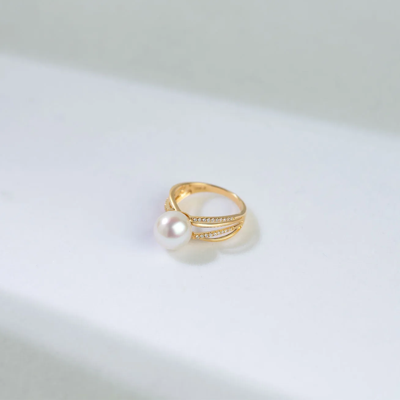 18K Diamond Freshwater Pearl Ring KR00051 | Si Dian Jin