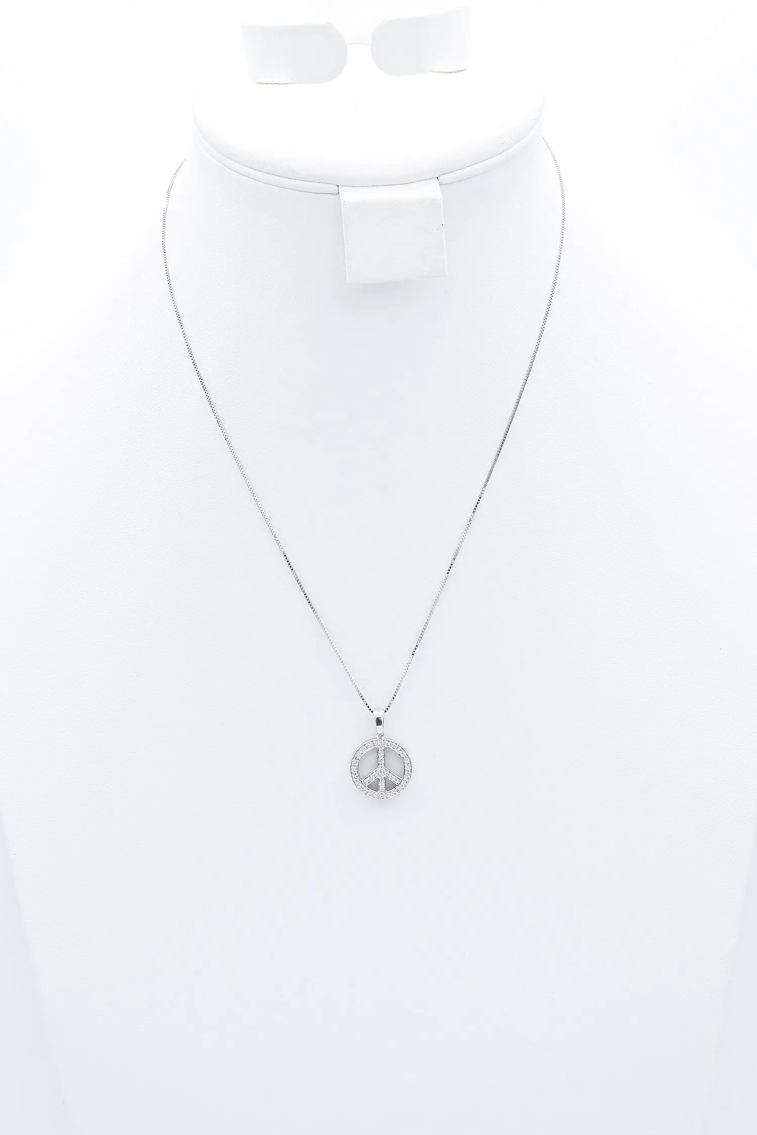 Estate 14K White Gold 0.32 TCW Diamond Peace Pendant Necklace