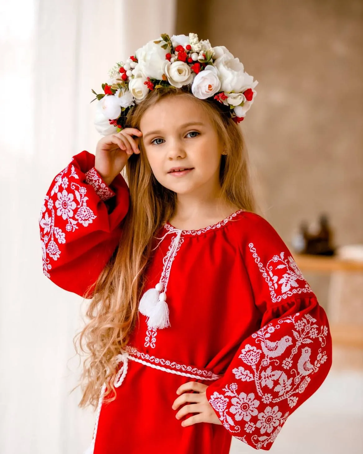 Girl’s Dress Ptashka