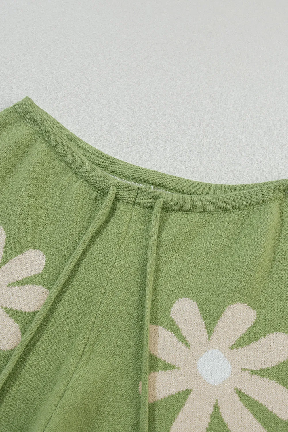 Green Flower Print Bubble Sleeve Knitted Sweater and Shorts Set