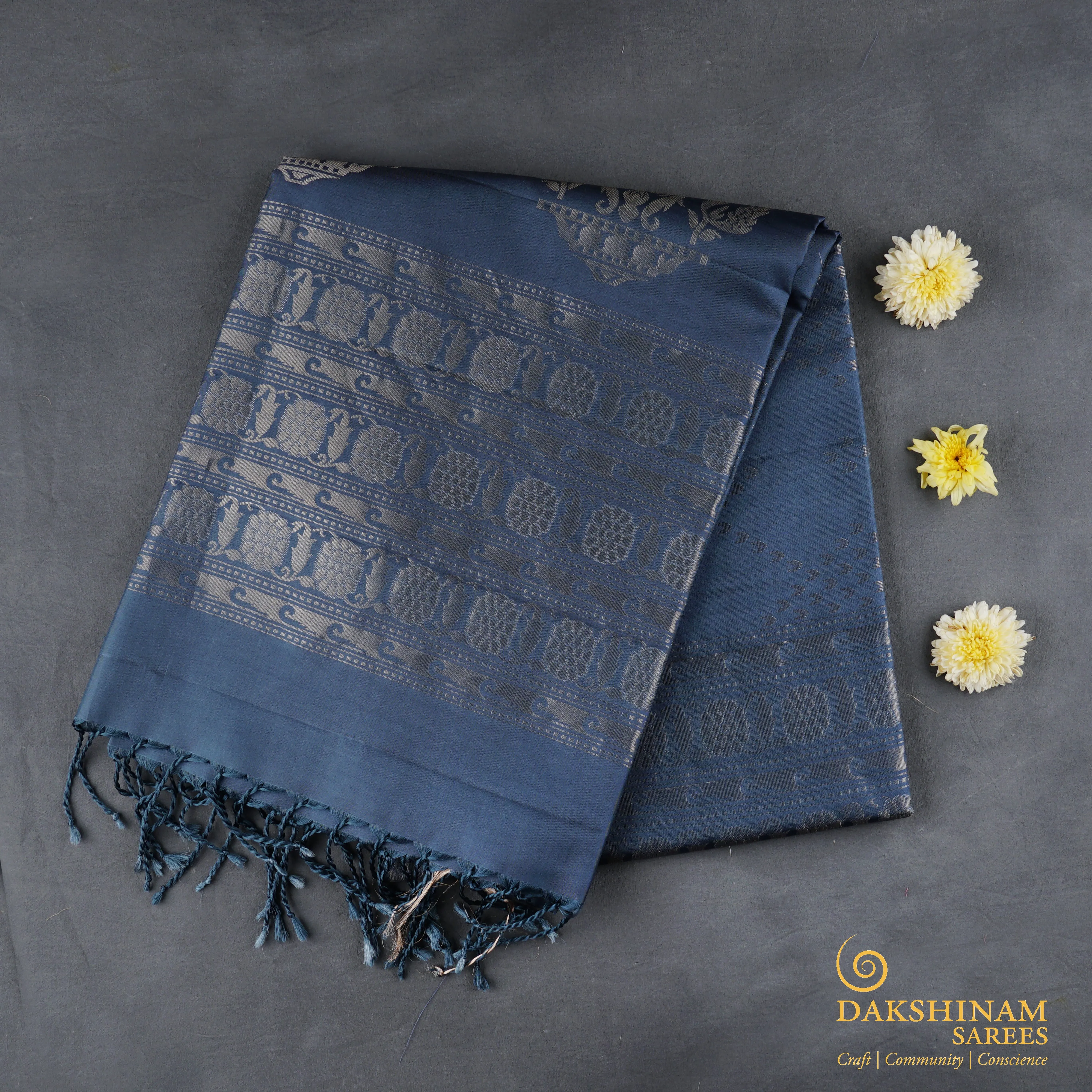 Handwoven Greyish Blue Soft Silk Saree - 1841T009262DSC