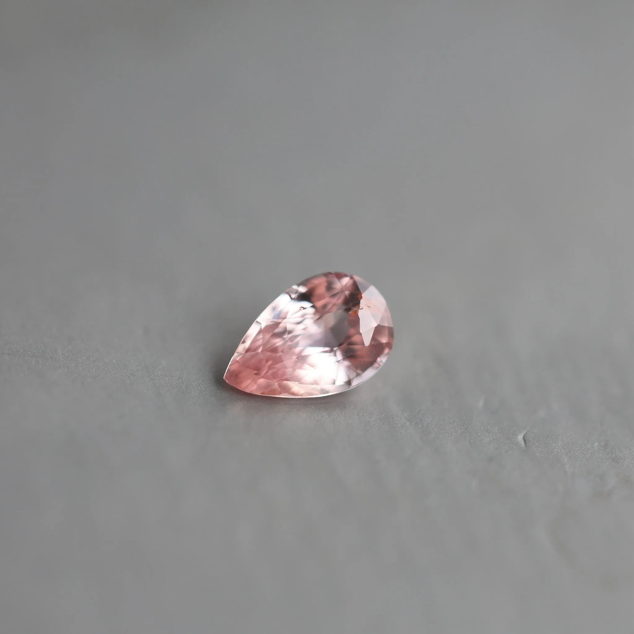 Loose 1.05 Ct Pear Peach Sapphire