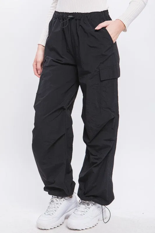 Loose Fit Cargo Pants [online exclusive]