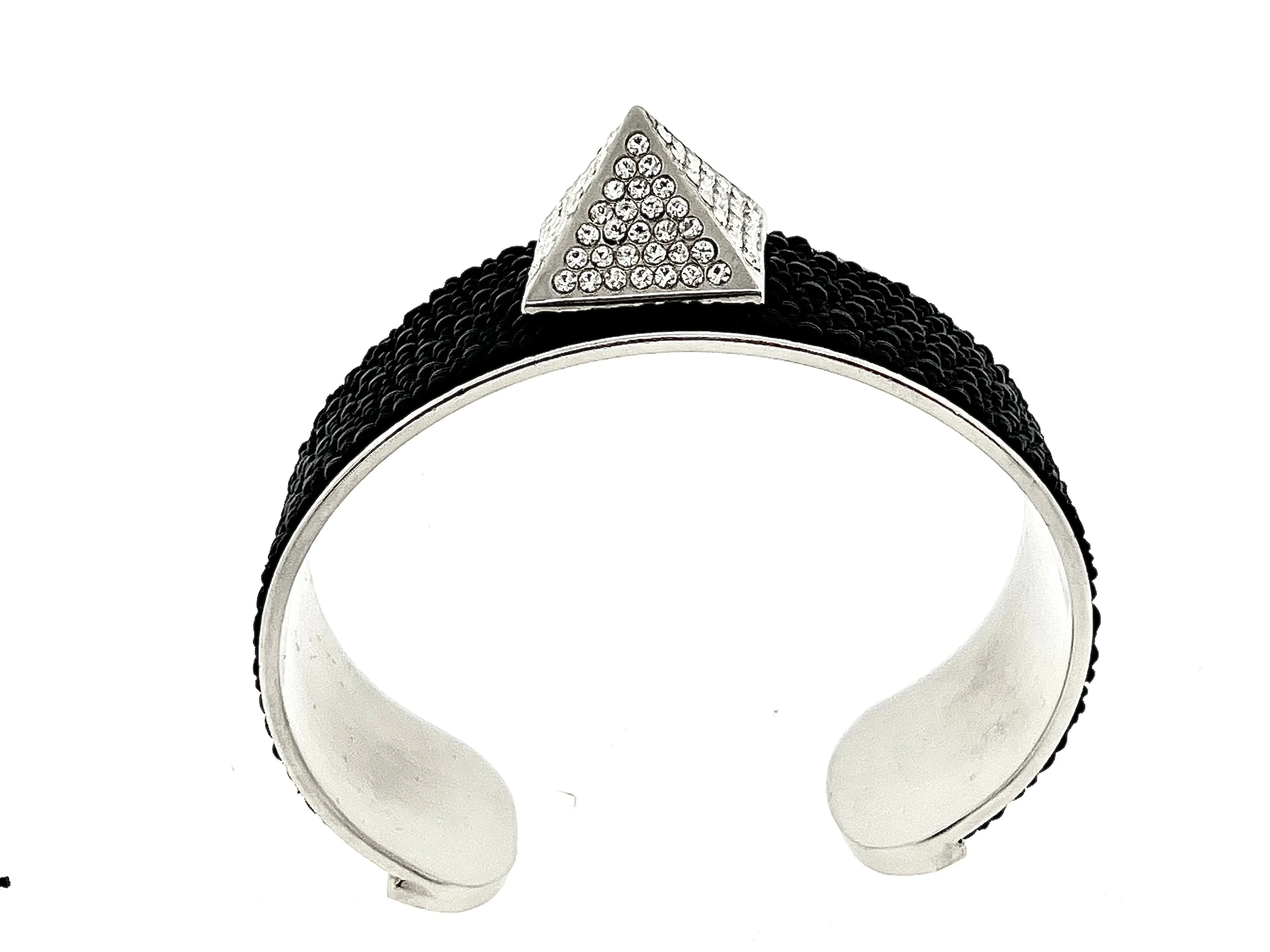 Rebel Stingray Cuff